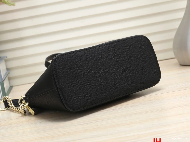 8896 Michael Kors Flexible Messenger Bags 1117